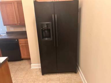 Main picture of 2700 Hibiscus Way
