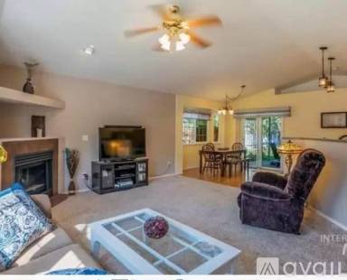 Main picture of 668 W Waterbury Dr