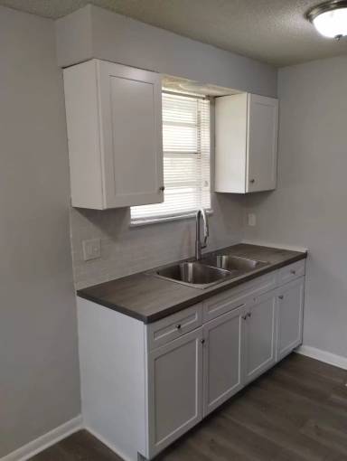 Main picture of 8464 Navarra Ave