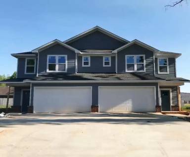 Main picture of 1555 Jordan Rd