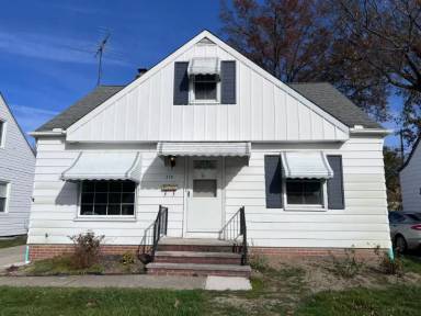 Main picture of 375 E 329th St