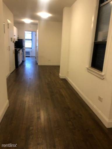 Main picture of 424 E 89th St