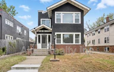 Main picture of 3433 Portland Ave