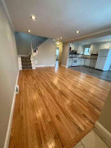 Main picture of 193 Fillmore Ave