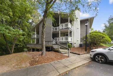 Main picture of 7425 Ashfield Ct