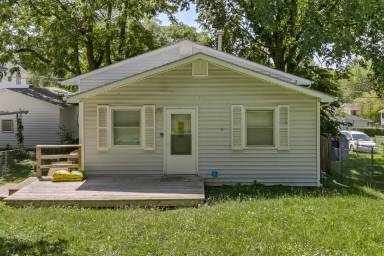 Main picture of 5254 S 49th St