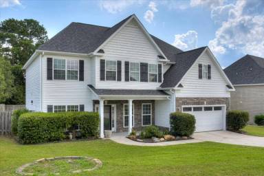 Main picture of 716 Gallaway Ln