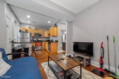 Main picture of 16 Sewall St