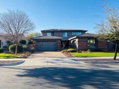 Main picture of 4566 N Golf Dr