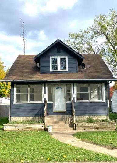 Main picture of 480 S Fraser Ave