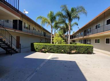 Main picture of 2047 S Mountain View Ave