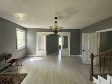 Main picture of 12 Falkirk Ave