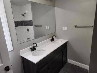 Main picture of 3365 E Birch St
