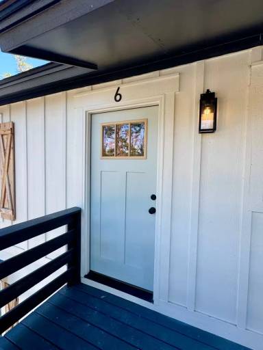 Main picture of 909 Greenwood Dr