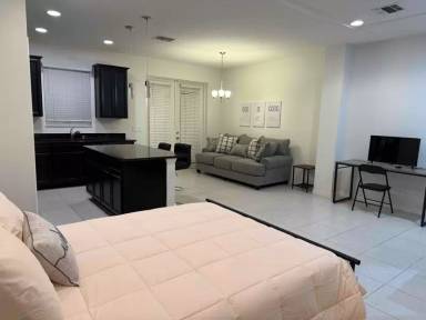 Main picture of 4265 Gumbo Limbo Dr