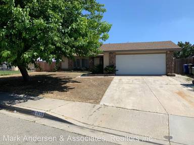 Main picture of 3038 E Brookside Ct