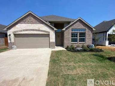 Main picture of 2705 Starling St