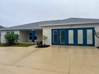 Main picture of 2881 Emerson Dr SE