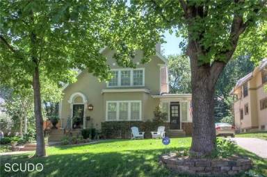 Main picture of 5911 Walnut St
