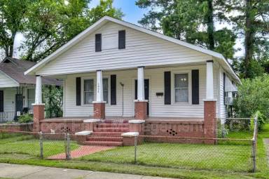 Main picture of 1924 Ellis St