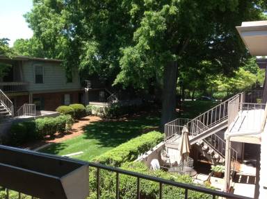 Main picture of 3816 Country Club Rd