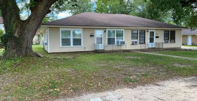 Main picture of 715 S 7th St