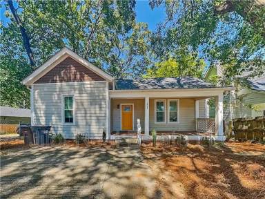 Main picture of 1849 E Farris Ave