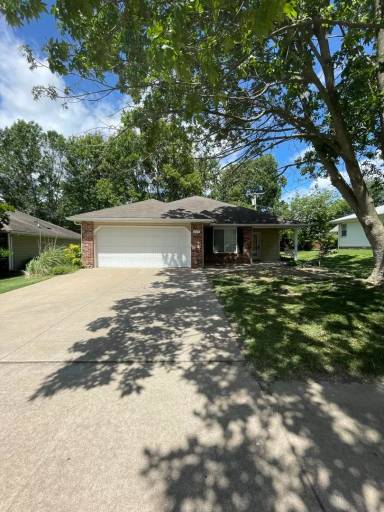 Main picture of 609 Heidman Rd