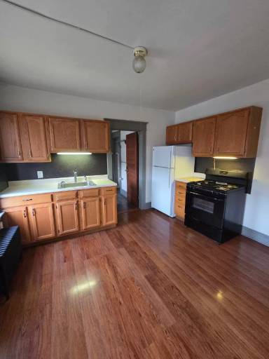 Main picture of 23 Monroe St