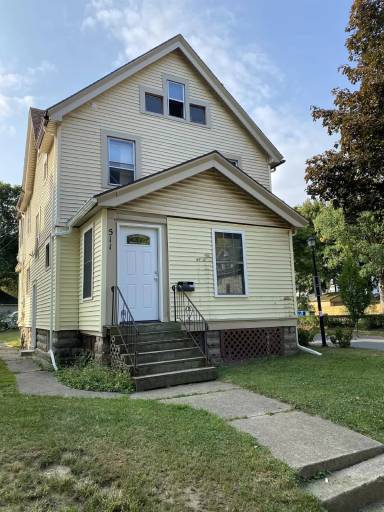 Main picture of 511 Augustine St