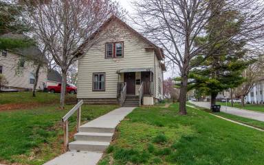 Main picture of 3103 West St