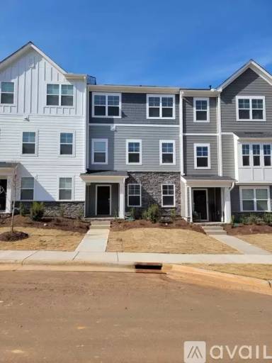 Main picture of 711 Gimari Dr