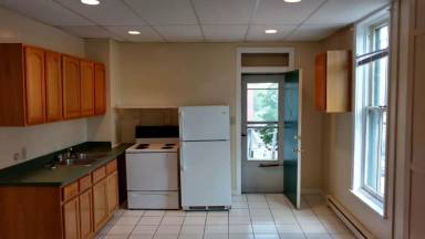 Main picture of 1122 N 2nd St