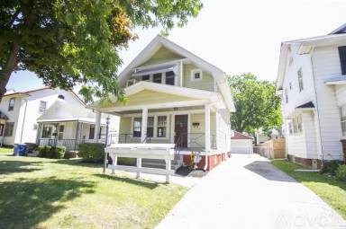 Main picture of 505 Hampton Ave