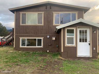 Main picture of 34203 Houle St