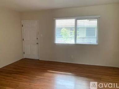 Main picture of 12732 Venice Blvd