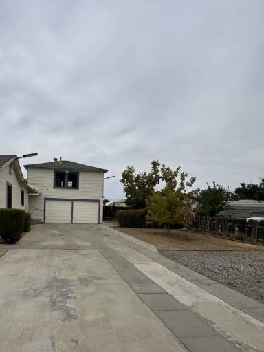 Main picture of 4965 E Turner Ave