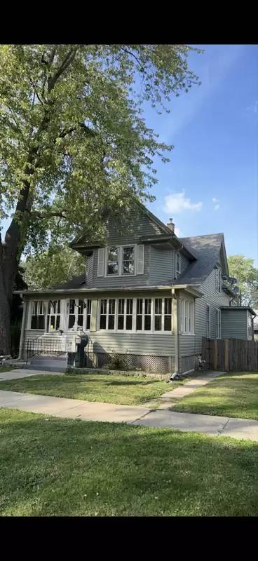 Main picture of 412 Maple Ave