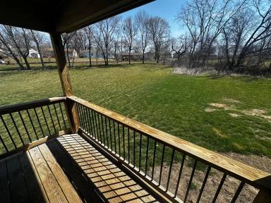 Main picture of 5310 Crystal Dr