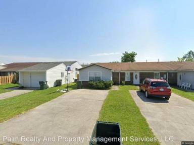 Main picture of 2413 Johnson Dr