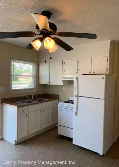 Main picture of 1210 Cedar Ln SW