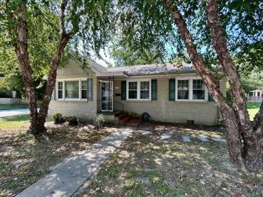 Main picture of 106 Indian Springs Rd