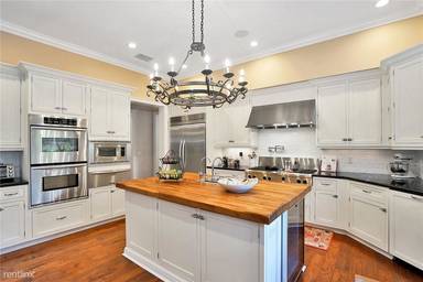Main picture of 15243 SW 28th Ter