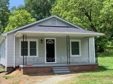 Main picture of 1108 Walnut St