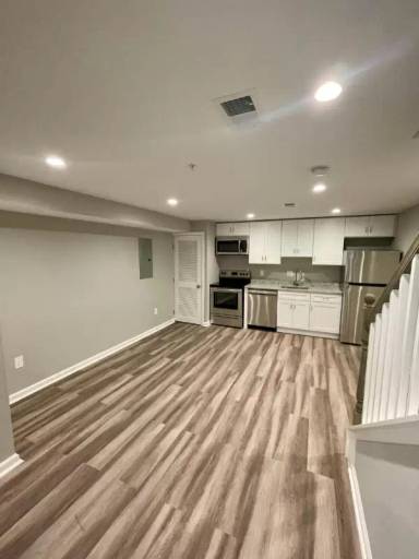 Main picture of 616 20th St NE