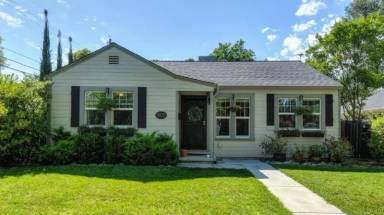 Main picture of 1900 52nd St