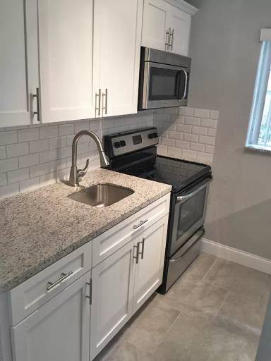 Main picture of 1621 NE 5th Court - D