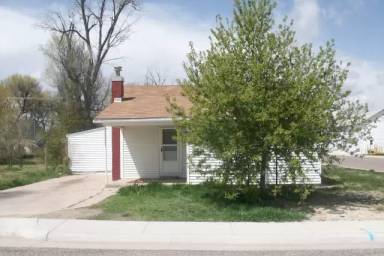 Main picture of 402 Elm St