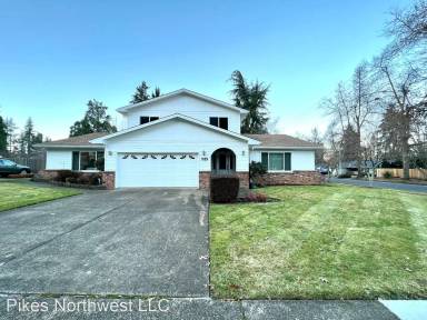 Main picture of 1325 Neahkahnie St SE