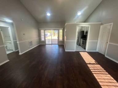 Main picture of 207 Coronado Rd